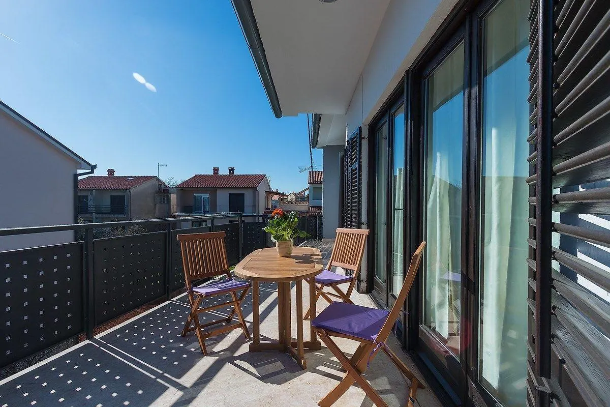 Apartment Grabro Pula